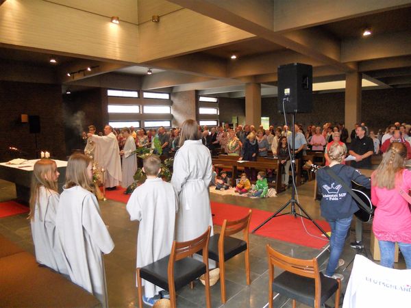 Mehr als 200 Festgäste feiern 60 Jahre „Oase des Friedens“ in Dietershausen